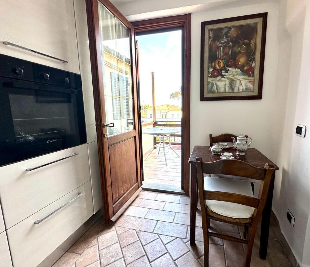 Apartmán Casa Danila Quercianella Exteriér fotografie