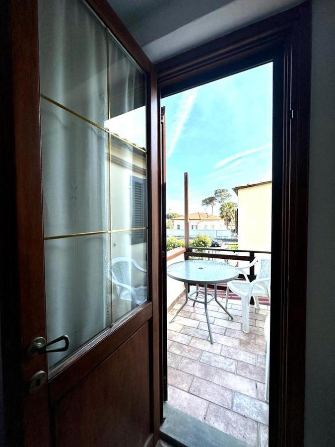 Apartmán Casa Danila Quercianella Exteriér fotografie